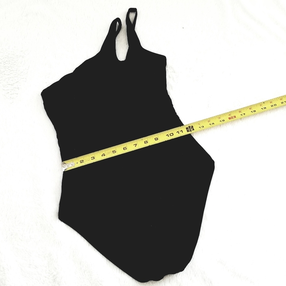 BECCA Asymmetric One Shoulder Strap Black Sexy One Piece Swimsuit Bikini NWT - Picture 3 of 16